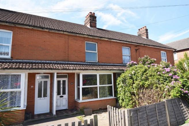 S O L D !   Bridge Road, Park Gate  –  2 Bed House   £199,950
